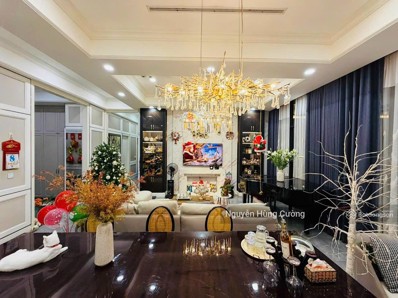 Cho thuê căn penthouse Sunshine Garden 188m2 full đồ đẹp giá 24tr5 - E Cường 0976 044 *** Cho thuê căn penthouse Sunshine Garden 188m2 full đồ đẹp giá 24tr5 - E Cường 0976 044 ***