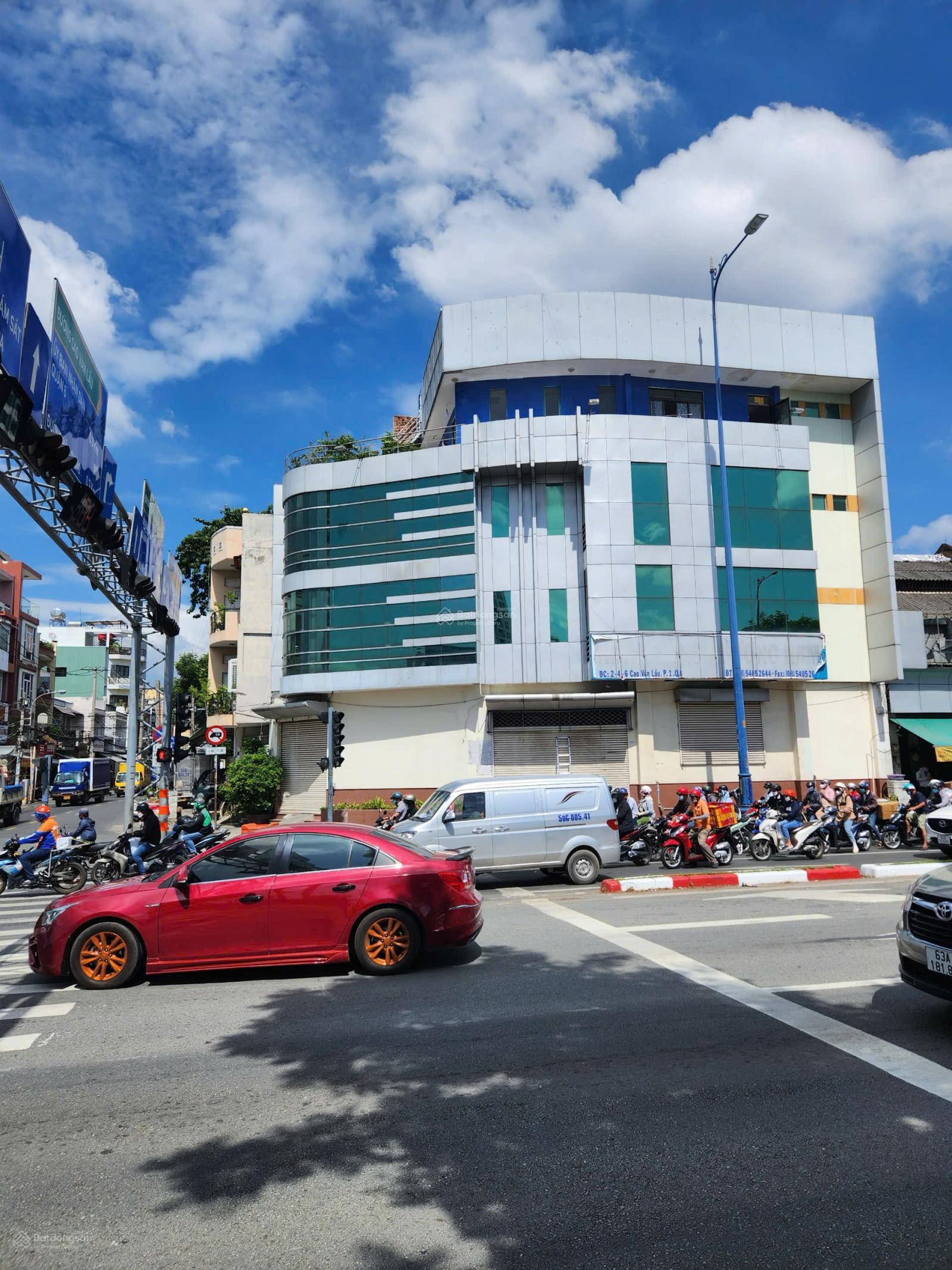 Bán nhà căn góc Võ Văn Kiệt - Cao Văn Lầu Q6 - 8.3x20.4m  CN 131m²  Sàn 514m²  Giá 50 Tỷ