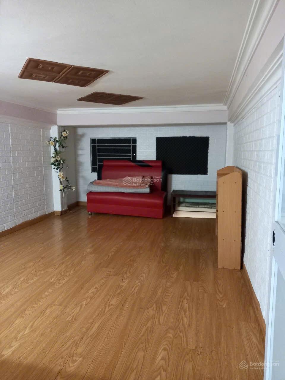 Cho thuê nhà nguyên căn phố Thái Thịnh, Tây Sơn, Đống Đa 30m2 5 tầng 3pn 2wc 9tr/1 tháng