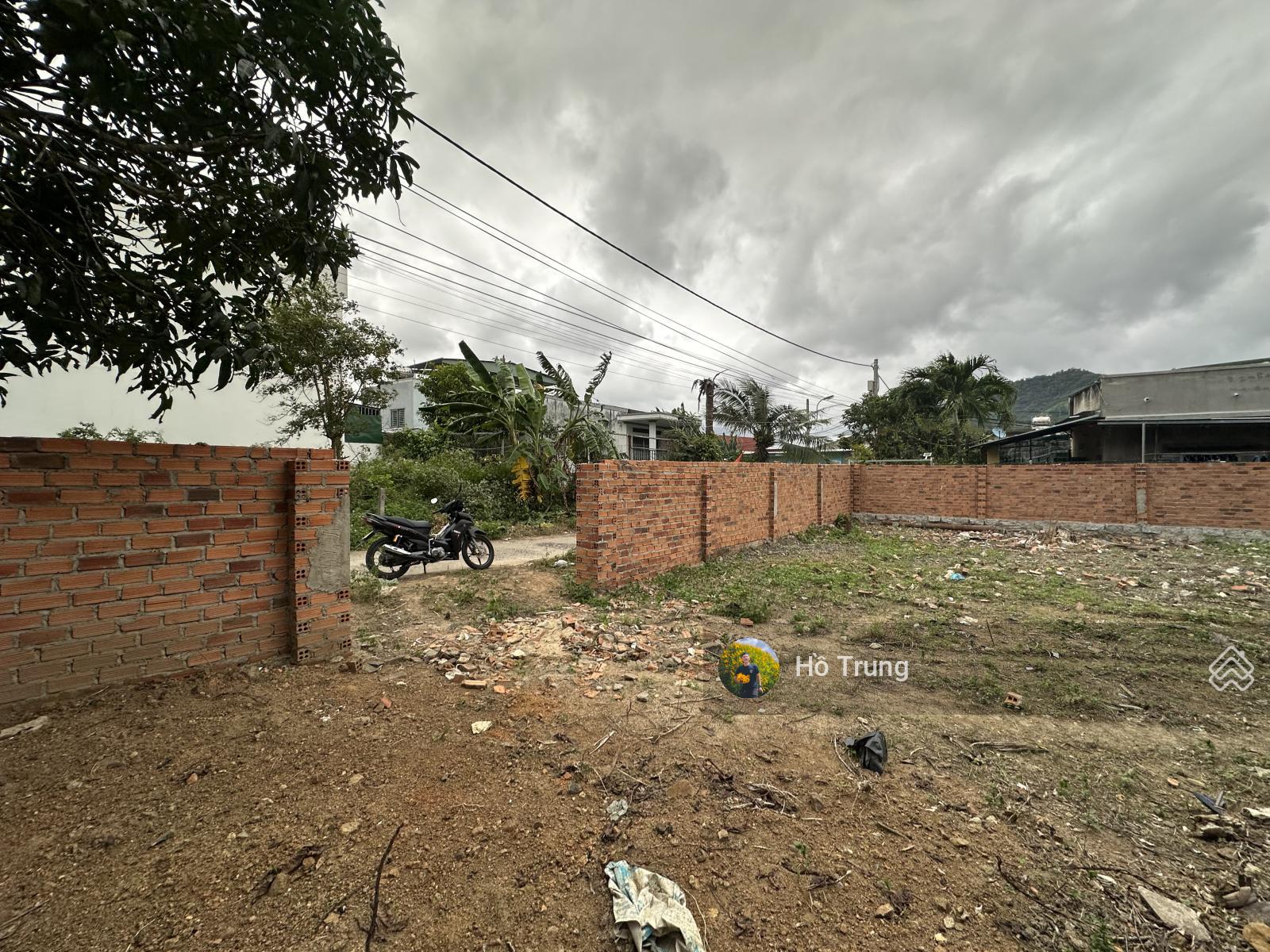 BÁN LÔ ĐẤT VIP TẠI HẺM Ô TO NGUYỄN XIỂN, VĨNH PHƯƠNG-530M2, NGANG 20m. Giá 14triệu/m2