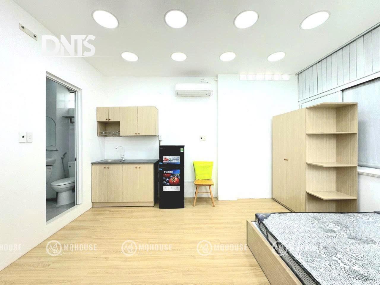 Cho thuê phòng ngay Chợ Bến Thành, Petro, công viên Tao Đàn Q1