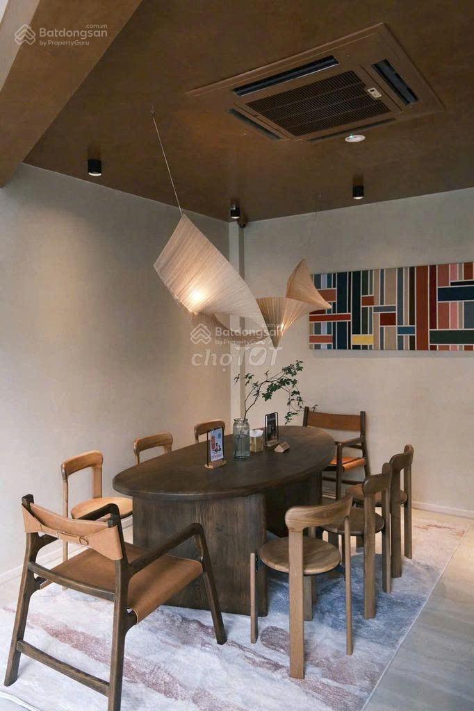 CHO THUÊ NHÀ MT PHAN XÍCH LONG, P2, Q.PHÚ NHUẬN  DT 8x16m HẦM TRỆT 3 LẦU  GIÁ 140tr