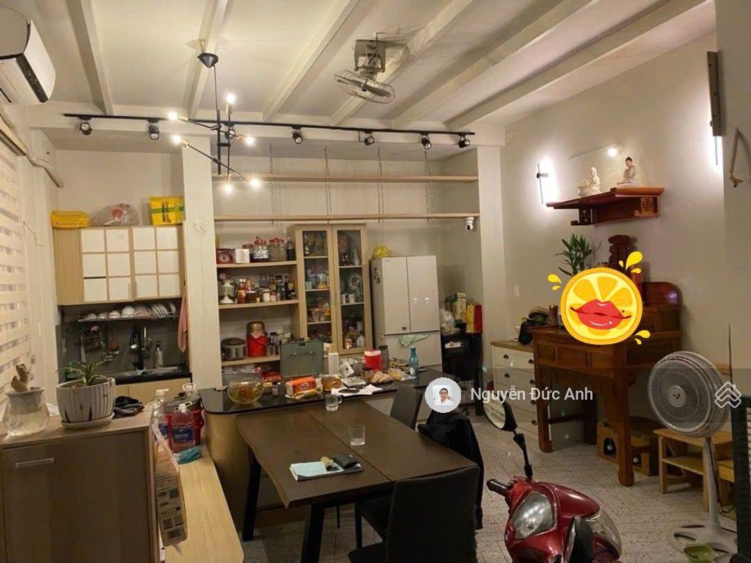 Bán nhà 1/HXH thông khu TT Gò Vấp tiện ích, nhà SHR rộng 60m2, chủ thiết kế xây ở 2 tầng sân thượng Bán nhà 1/HXH thông khu TT Gò Vấp tiện ích, nhà SHR rộng 60m2, chủ thiết kế xây ở 2 tầng sân thượng