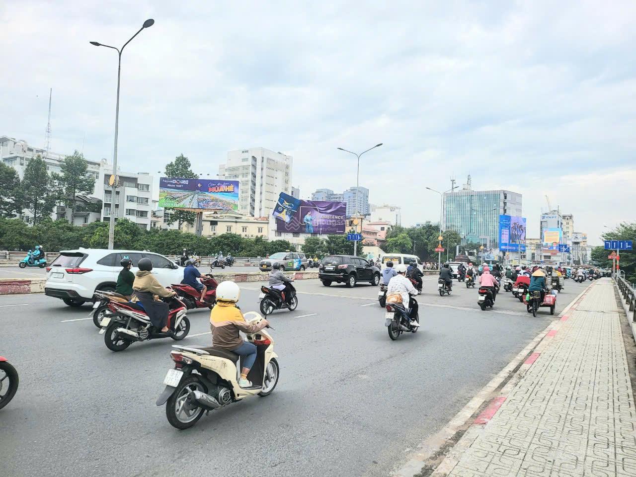 Siêu hiếm Mặt tiền Nguyễn Văn Kỉnh -Thạnh Mỹ Lợi Q2- 25x20m -413 m2 - 3 tầng -Giá Chỉ : 65 tỷ Siêu hiếm Mặt tiền Nguyễn Văn Kỉnh -Thạnh Mỹ Lợi Q2- 25x20m -413 m2 - 3 tầng -Giá Chỉ : 65 tỷ