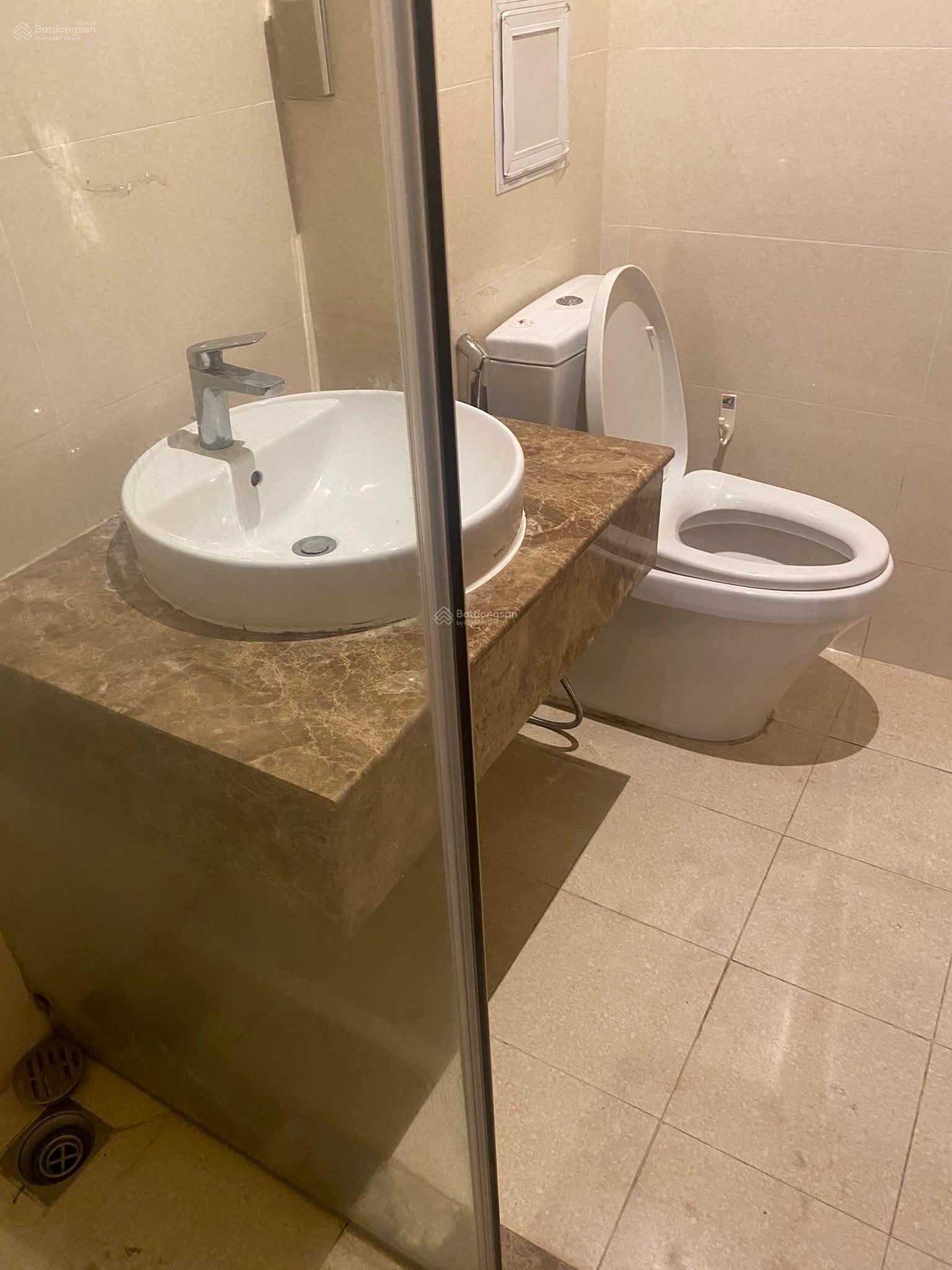 Officetel Sky Center 36,5m2 chỉ 2tỷ700tr. LH e 0797 799 *** ạ Officetel Sky Center 36,5m2 chỉ 2tỷ700tr. LH e 0797 799 *** ạ