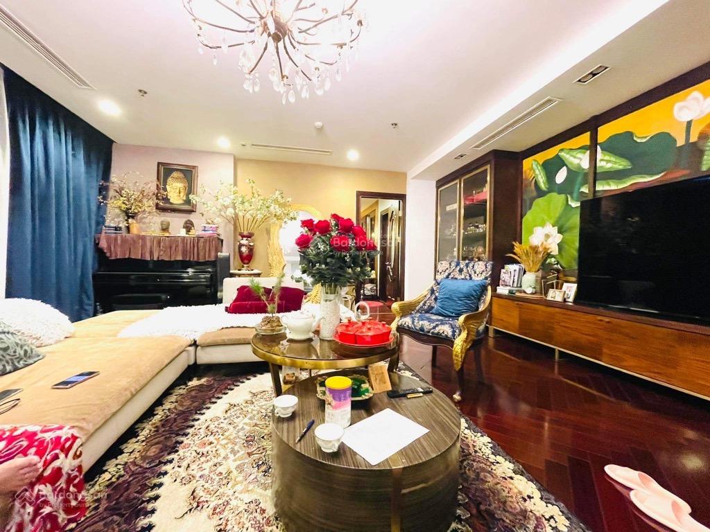 Chính chủ bán gấp căn góc chung cư Sky Light - Minh Khai - 130m2 - full nội thất mới đẹp - 10.x tỷ Chính chủ bán gấp căn góc chung cư Sky Light - Minh Khai - 130m2 - full nội thất mới đẹp - 10.x tỷ