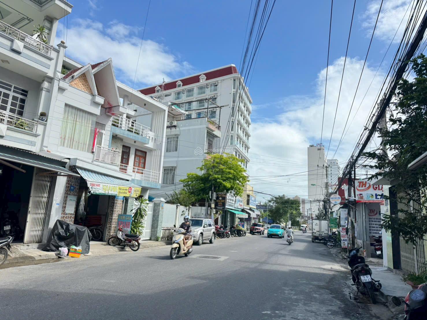 Toà nhà 7 tầng 18 phòng có thang máy mặt tiền Bắc Sơn giá 12.5 tỷ tại Nha Trang