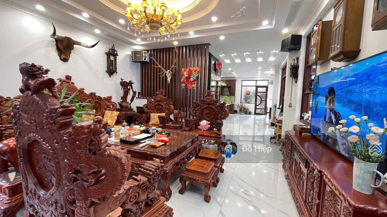 RẺ NHẤT! BIỆT THỰ LINH ĐÀM 180M  CHỈ 52.5 TỶ