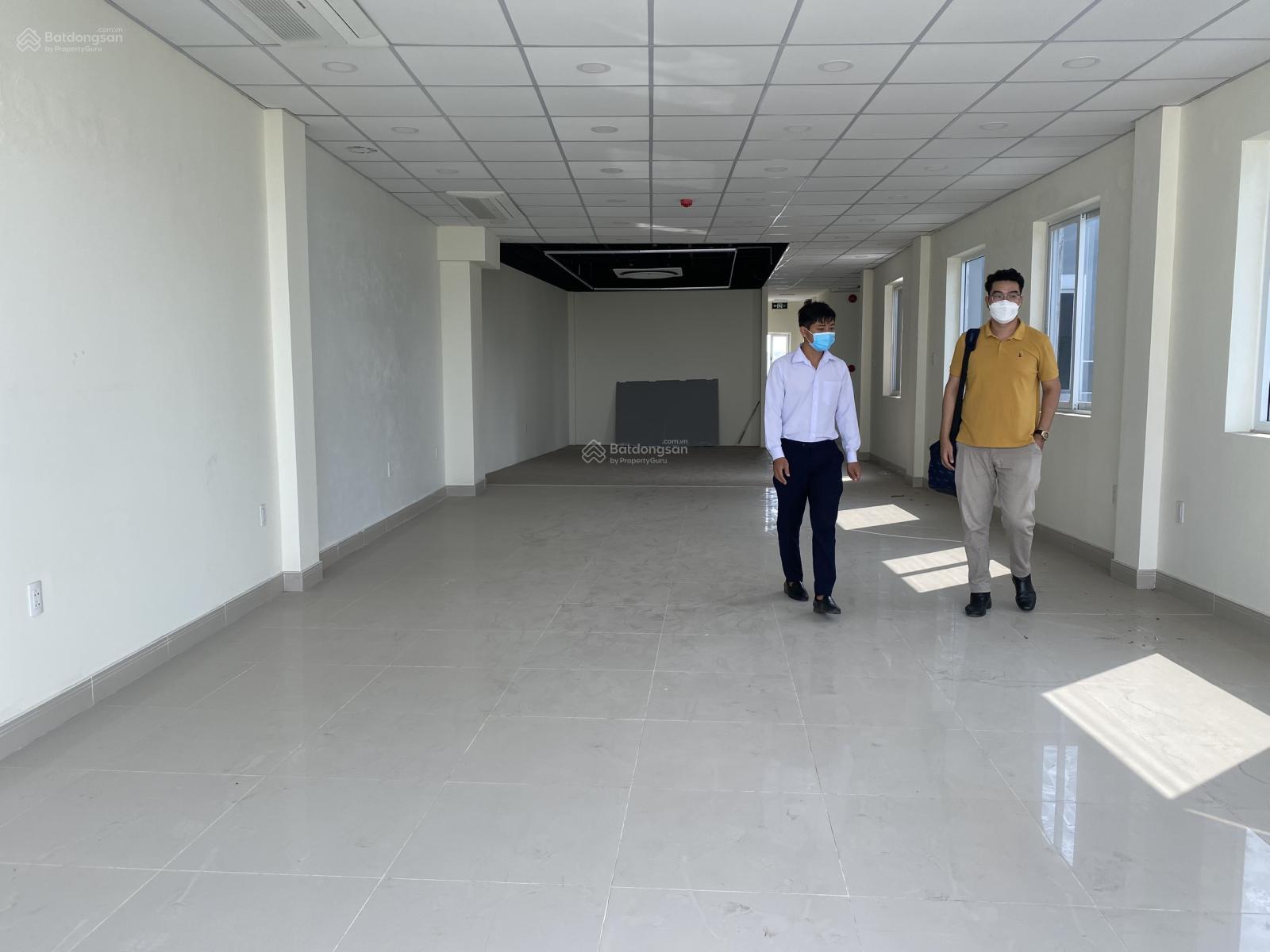 Cho thuê văn phòng mặt tiền Nguyễn Xí, Bình Thạnh - 170m2 - 35tr/ tháng - 0971 079 ***