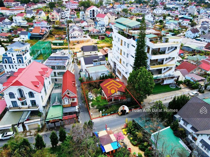 Bán đất 2 mặt tiền Yersin trung tâm Đà Lạt 300m² mặt tiền rộng 23,02m full thổ hiếm có