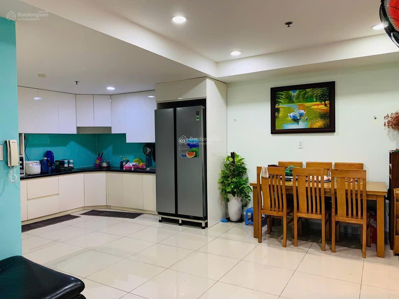 Chính chủ gửi bán CH Conic Skyway, DT: 90m2, 3PN, 2WC, NTCB, SH, hỗ trợ vay bank 70%. Giá 3 tỷ