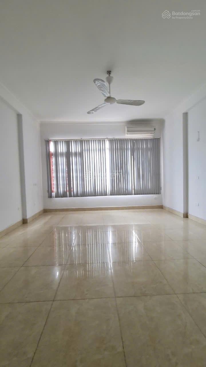 Cho thuê liền kề Vạn Phúc, 70 m2 x 6 tầng, có thang máy, mỗi tầng 2 phòng, điều hòa đầy đủ