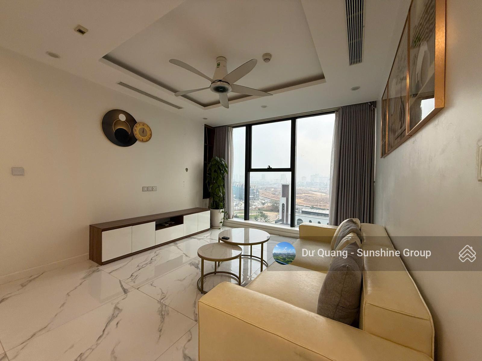 Bán căn 2 ngủ +1 - Sunshine City - 85,6 m2 - View Sân Golf Ciputra - Giá: 9,7 tỷ (full đồ + Sổ đỏ)