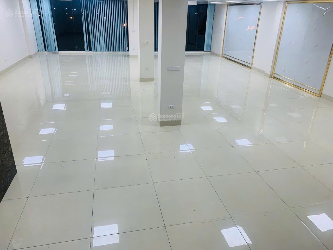 Cho thuê nhà LK Tổng Cục 5 Tân Triều, Yên Xá 100m2, 6 tầng, MT 8m, thông sàn, thang máy giá 60tr
