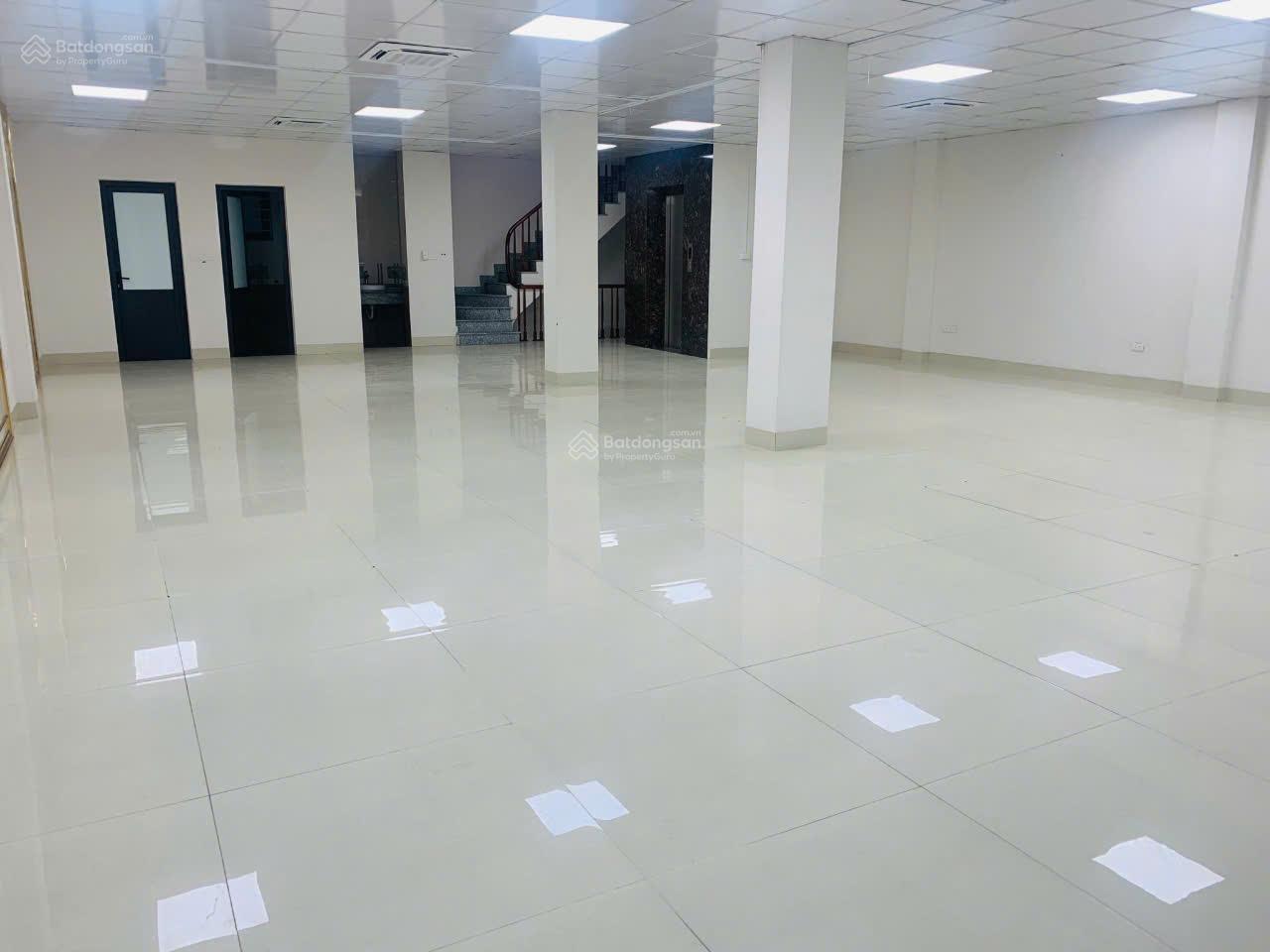 Cho thuê nhà LK Tổng Cục 5 Tân Triều, Yên Xá 100m2, 6 tầng, MT 8m, thông sàn, thang máy giá 60tr