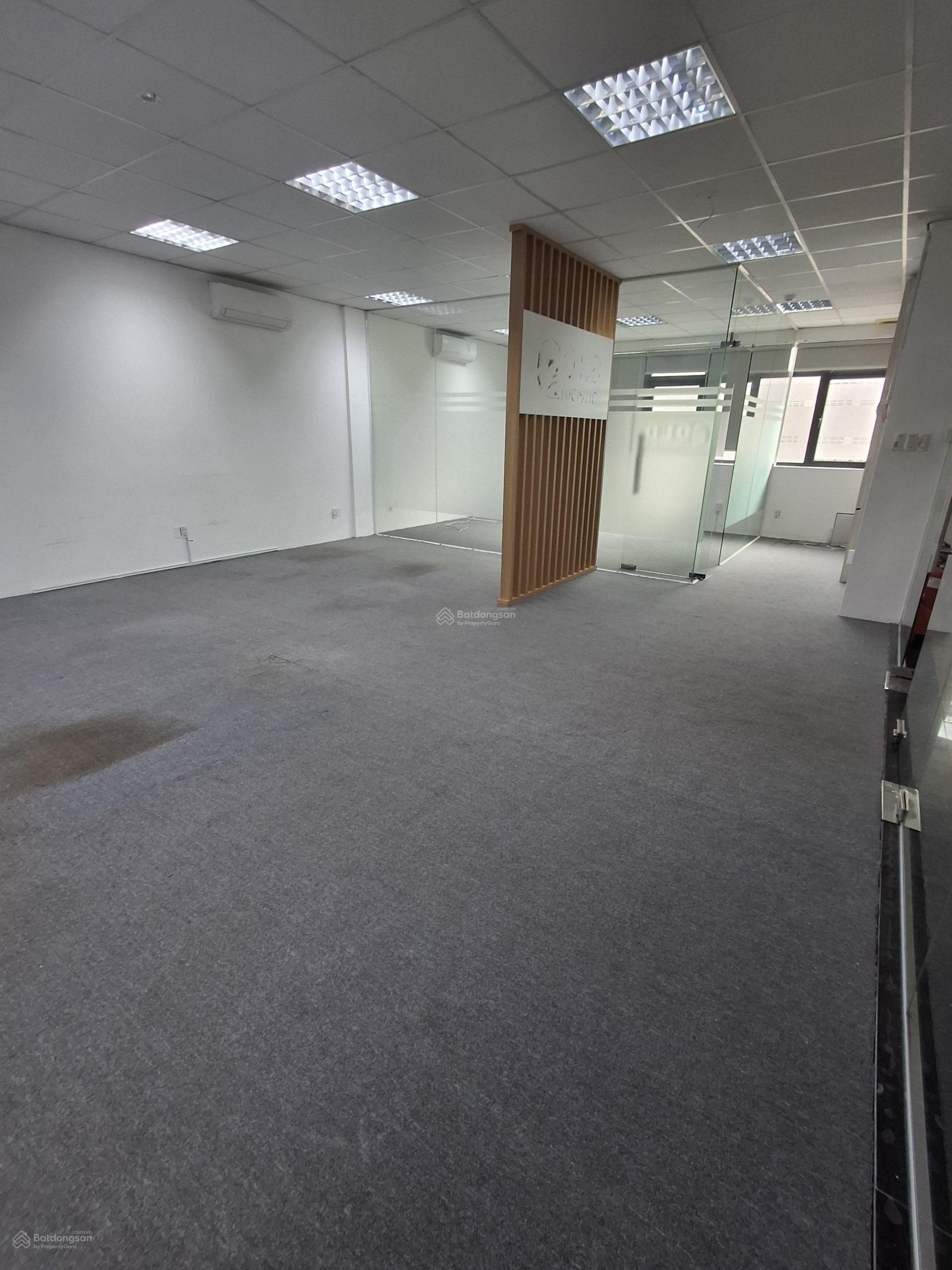 Cho thuê sàn văn phòng đẹp giá tốt từ 14tr DT từ 65m2 tại khu ĐT Him Lam Kênh Tẻ