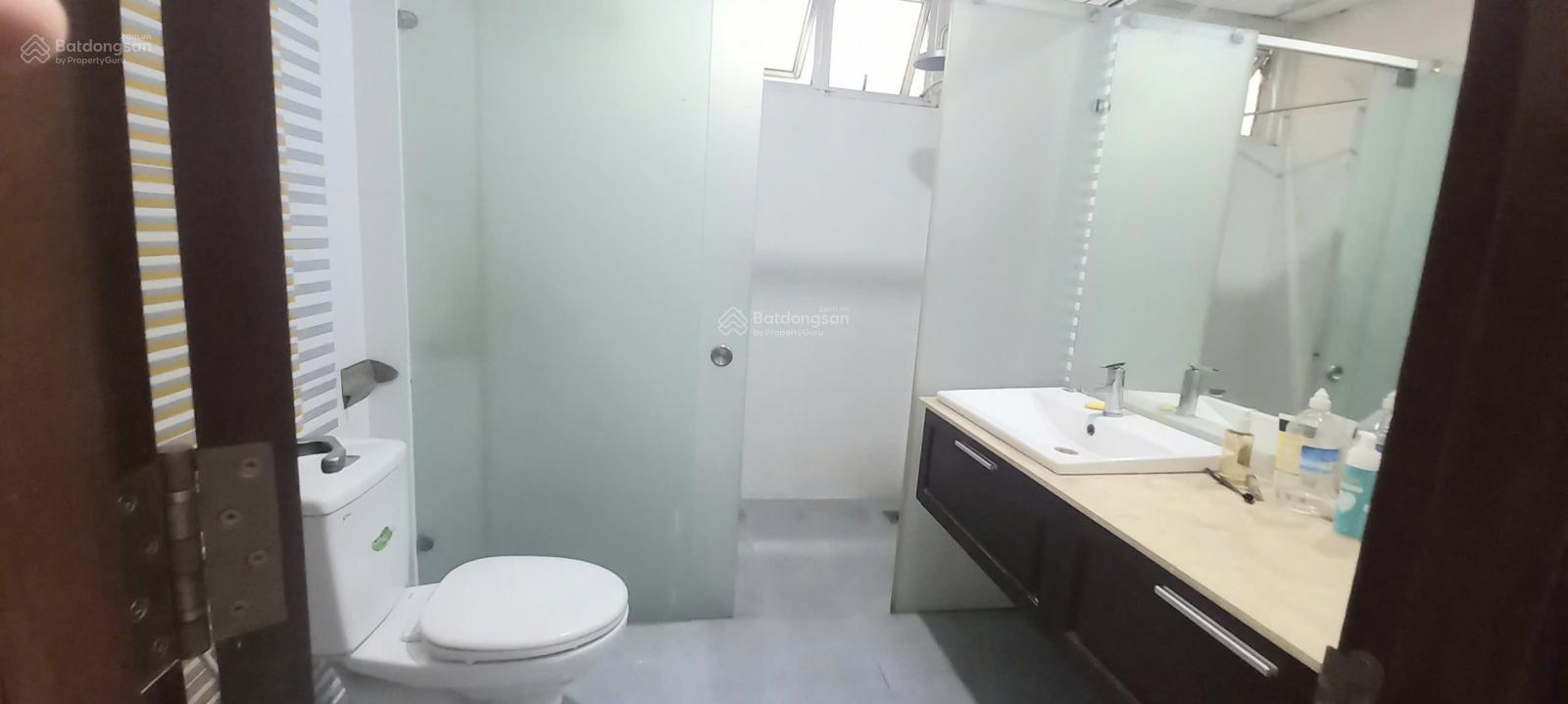 Biệt thự Nguyễn Gia Trí, Bình Thạnh. 6 x 18m, 4 tầng, giảm chỉ còn 22,5 tỷ. Biệt thự Nguyễn Gia Trí, Bình Thạnh. 6 x 18m, 4 tầng, giảm chỉ còn 22,5 tỷ.