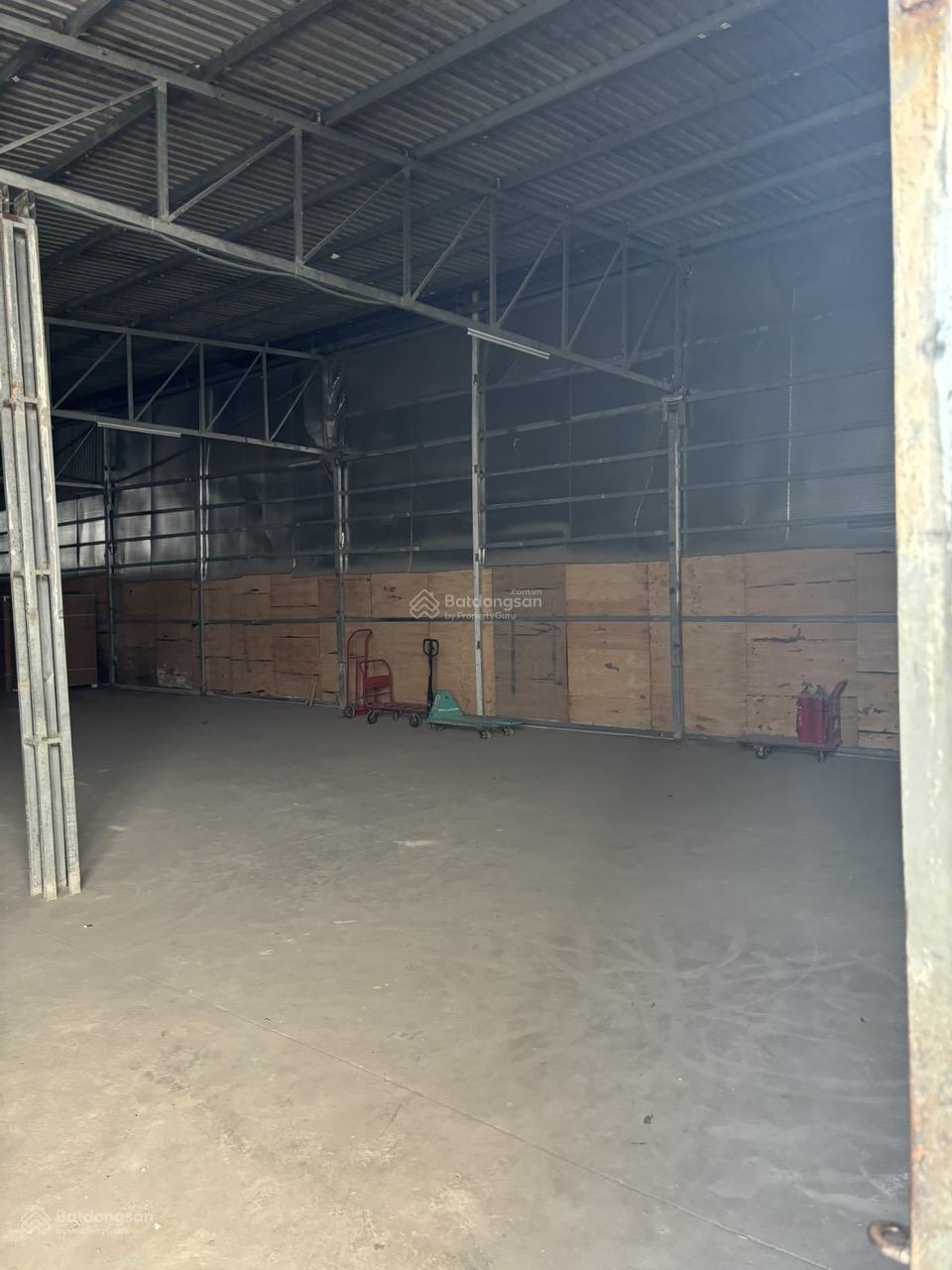 Cho thuê kho xưởng, mặt bằng 450m2 đường Liên Phường, Phường Phú Hữu, Quận 9