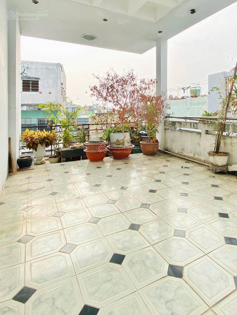 Cách Mạng Tháng Tám - Nhà đẹp - Gần Vòng xoay dân Chủ -64m2 - 4 tầng - chỉ 9 tỷ ,