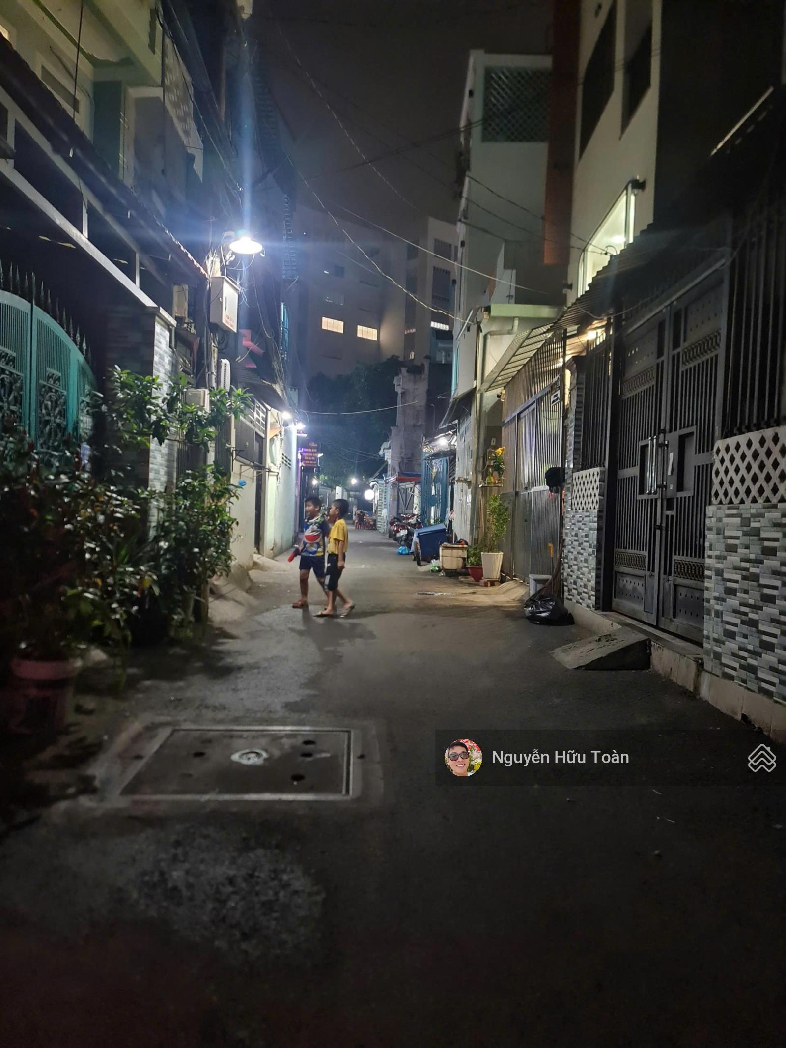 13,99ỷ - dãy trọ 7,5x23m 168m2 GPXD hầm 6 tầng ngay chợ An Nhơn gần Dương Quảng Hàm 13,99ỷ - dãy trọ 7,5x23m 168m2 GPXD hầm 6 tầng ngay chợ An Nhơn gần Dương Quảng Hàm