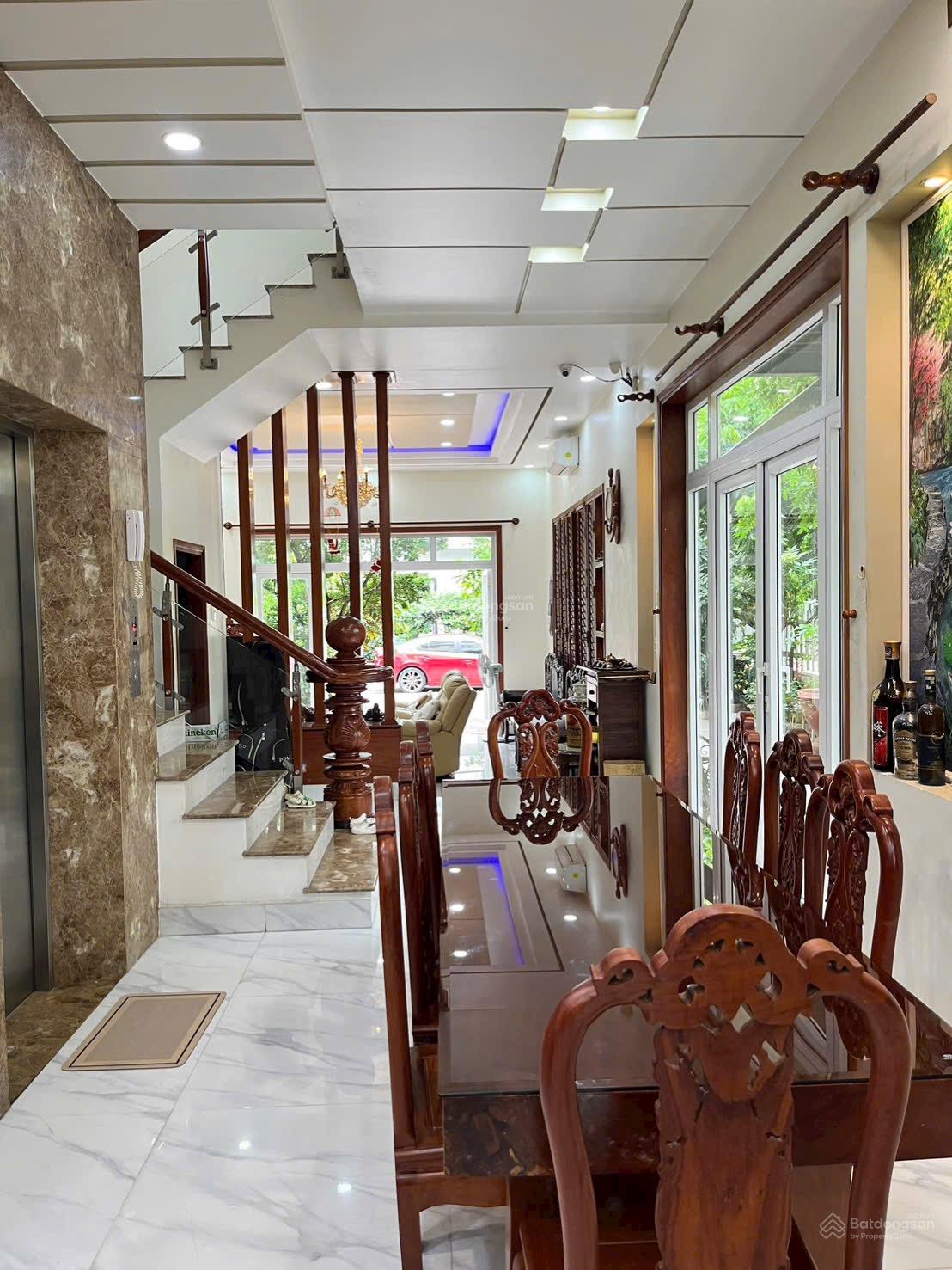 Bán nhà phố góc tại KDC Gia Hoà DT 252m2 - bán 24 tỷ. LH Tấn Giàu 0909 121 ***