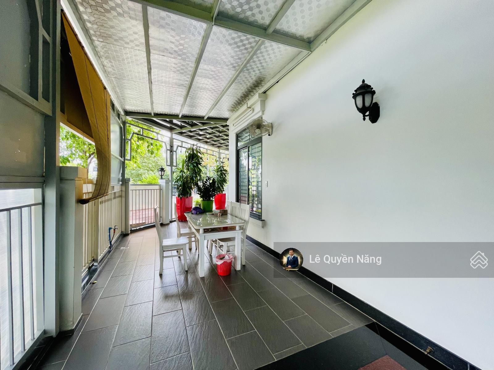 Cho thuê nhà góc 2 mặt tiền thoáng full nội thất chỉ 37tr/tháng. Giá tốt nhất Lakeview City Cho thuê nhà góc 2 mặt tiền thoáng full nội thất chỉ 37tr/tháng. Giá tốt nhất Lakeview City