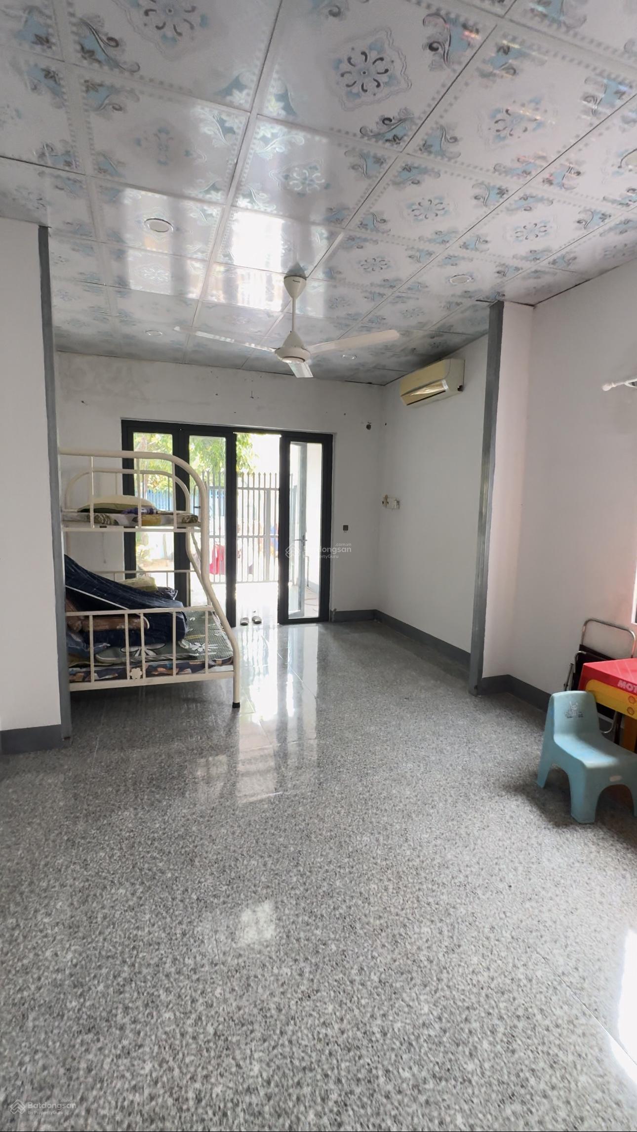 BÁN NHÀ CẤP 4 , GỐC 2 MẶT TIỀN THÔNG THOÁNG. CÁCH BIỂN , QUÃNG TRƯỜNG PHƯỚC HẢI CHỈ 200M. BÁN NHÀ CẤP 4 , GỐC 2 MẶT TIỀN THÔNG THOÁNG. CÁCH BIỂN , QUÃNG TRƯỜNG PHƯỚC HẢI CHỈ 200M.