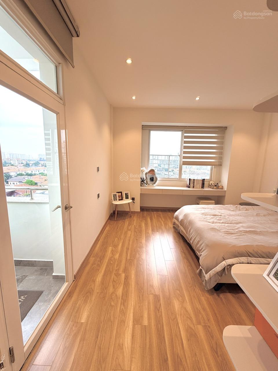 Bán nhanh căn hộ Mỹ Khánh 3, 118m2 giá 8.9 tỷ Bán nhanh căn hộ Mỹ Khánh 3, 118m2 giá 8.9 tỷ