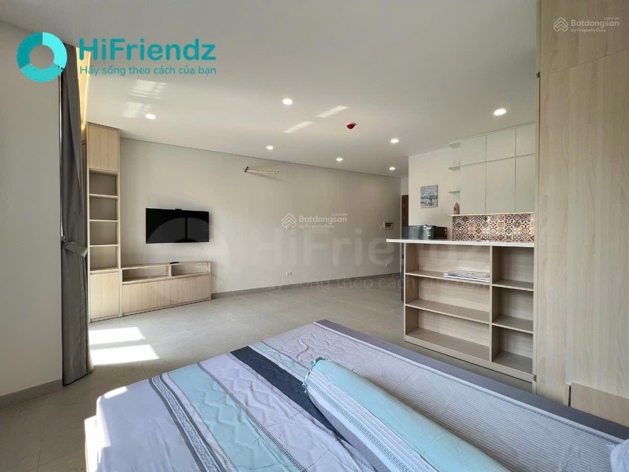 Siêu phẩm mới xây ban công thoáng - ngay gần Trần Não, kế bên ĐH GTVT CS2