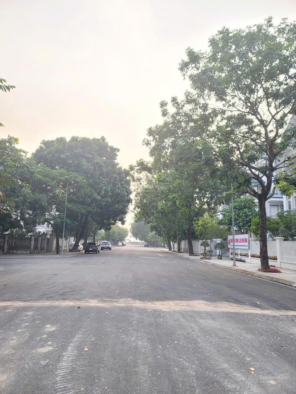 Biệt Thự Phương Viên Ô Góc giá cực tốt tại phía tây hà nội