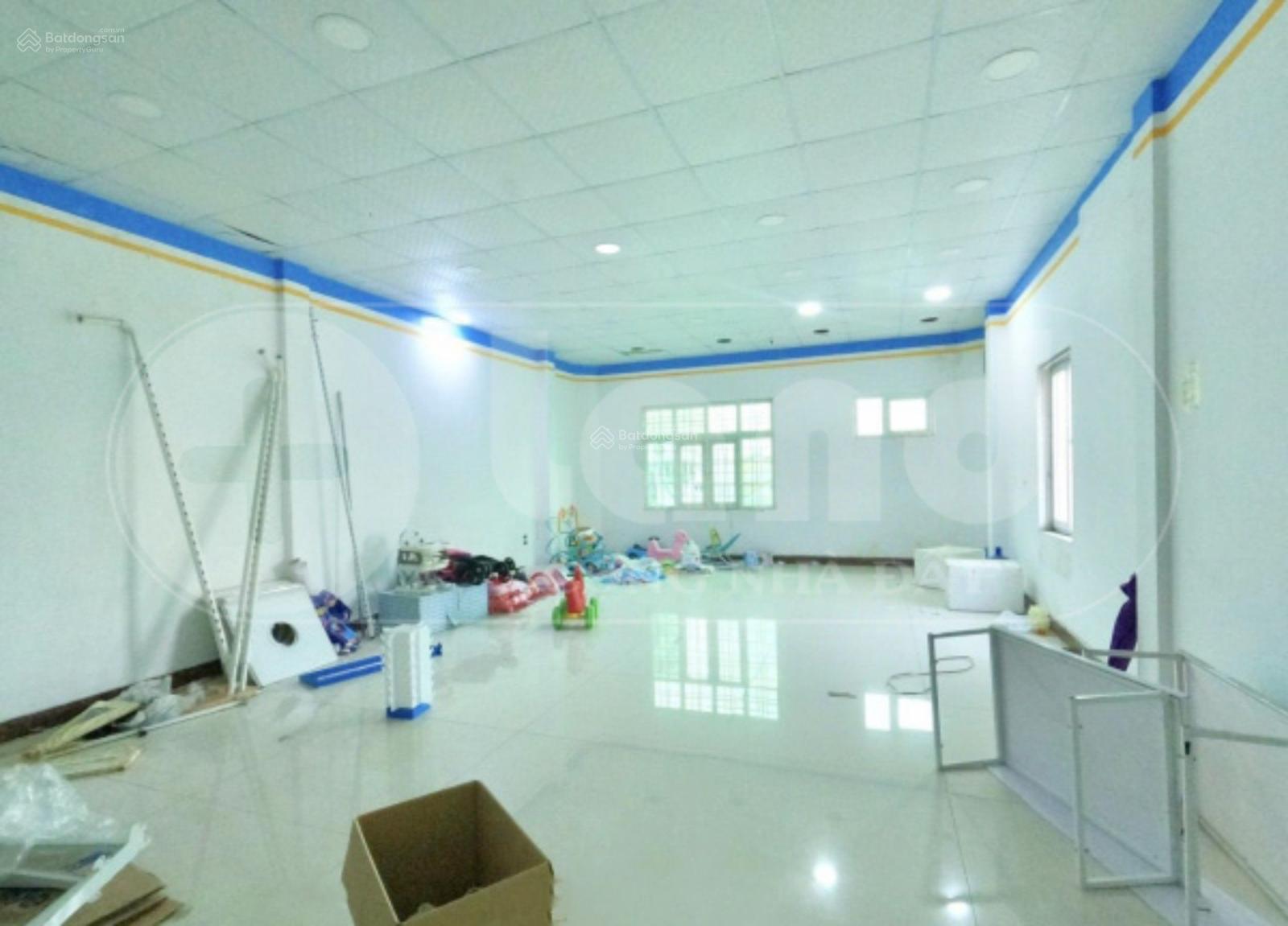 Cho thuê nhà mặt đường Hai Bà Trưng, mặt tiền 6m, DT 90m2, nhà 6 tầng mới thông sàn có thang máy