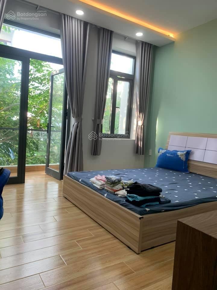 Chính chủ cần cho thuê gấp nhà Đào Tấn, DT 45m2 x 5 tầng, mặt tiền 4,5m, đủ đồ. Giá 13tr/th