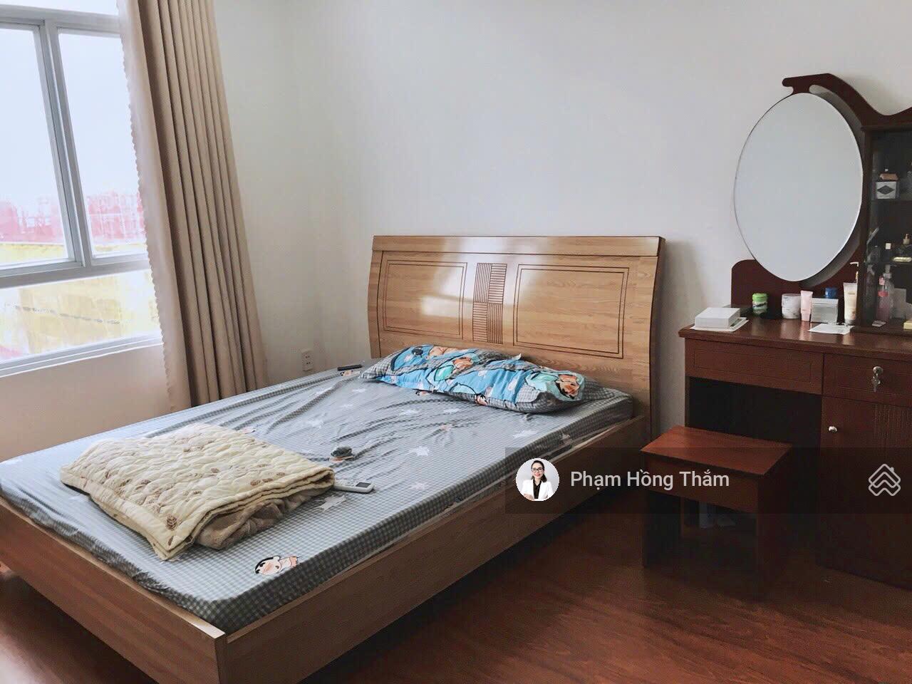 Bán căn hộ Giai Việt 82m2, 2PN, 2WC, nội thất cơ bản, có sổ hồng, giá 4.3 tỷ. LH 0933 888 *** - Thắm Bán căn hộ Giai Việt 82m2, 2PN, 2WC, nội thất cơ bản, có sổ hồng, giá 4.3 tỷ. LH 0933 888 *** - Thắm