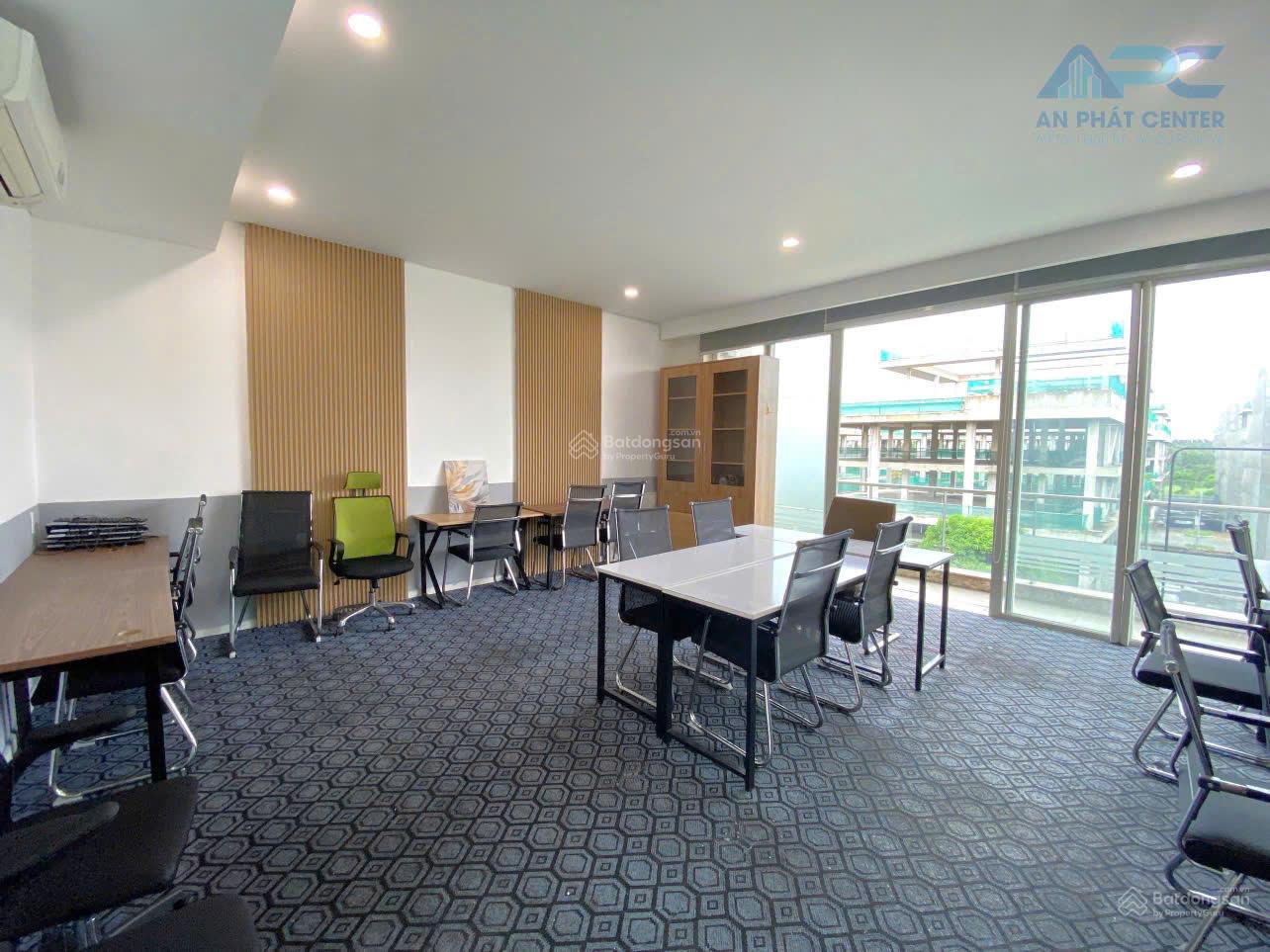 Cho thuê nguyên sàn căn góc 3 mặt tiền Sala, Q2, full nội thất bàn ghế, 90m2, 33tr/tháng, hình thật Cho thuê nguyên sàn căn góc 3 mặt tiền Sala, Q2, full nội thất bàn ghế, 90m2, 33tr/tháng, hình thật