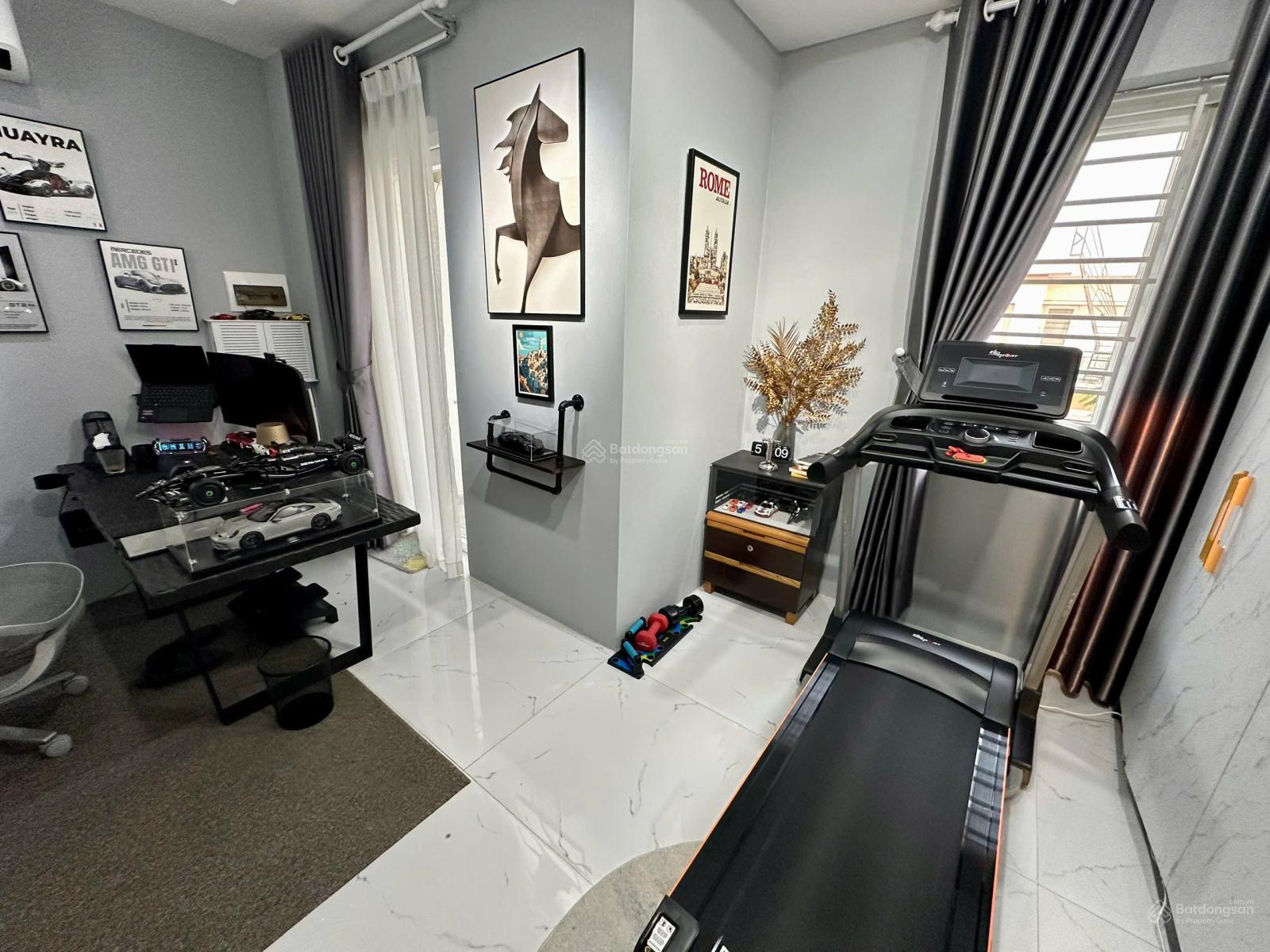 HOT! Bán nhà mặt phố Lovera Park 1 trệt 2 lầu, dt 5x16 m2. Giá 8 tỷ. HOT! Bán nhà mặt phố Lovera Park 1 trệt 2 lầu, dt 5x16 m2. Giá 8 tỷ.