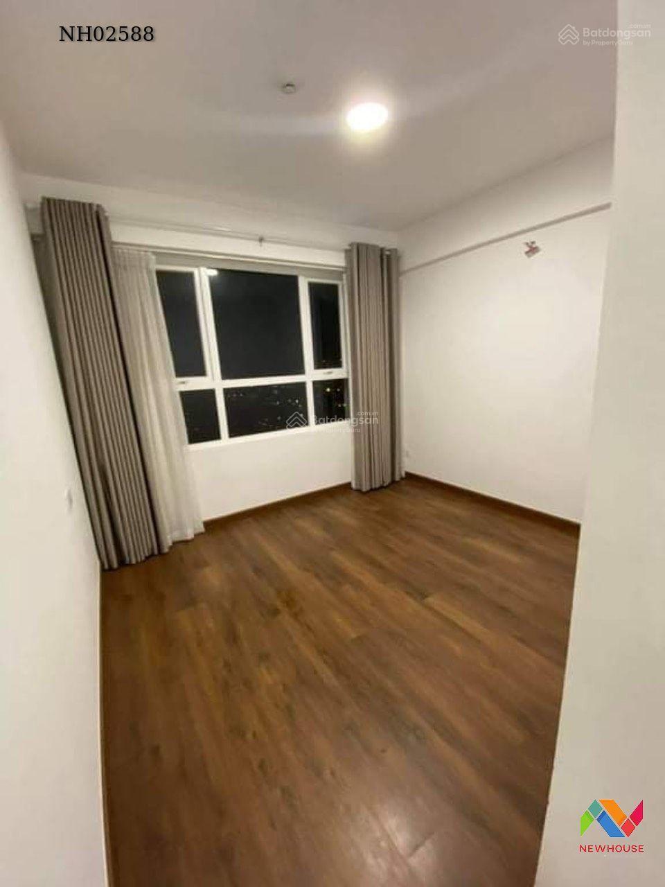 76m2 3PN 2WC nhà trống có máy lạnh 14tr/th 76m2 3PN 2WC nhà trống có máy lạnh 14tr/th