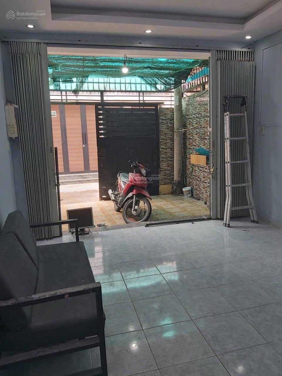 Nhà NC - Nguyễn Văn Lạc - 4x11m - trệt lầu - 2PN 2WC - có nội thất - 12 triệu TL - Hằng 0906 656 ***