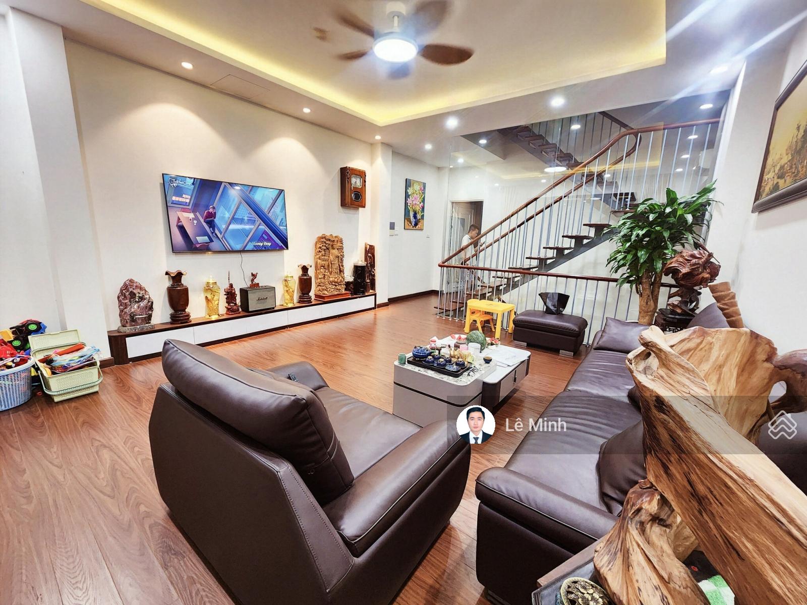 Nhà KĐT ngõ 180 Thanh Bình phân lô vỉa hè ô tô tránh DT 55m2 5 tầng MT 5m chỉ 18.5tỷ full nội thất