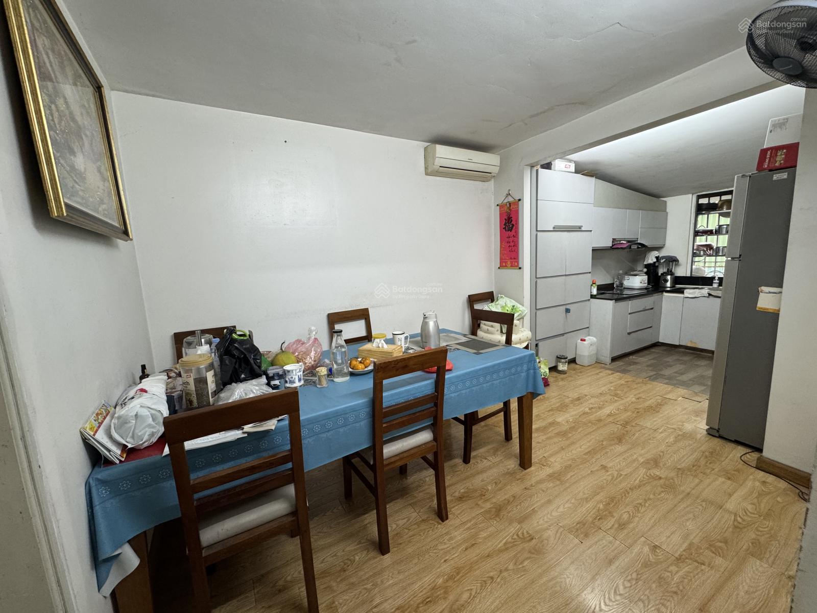 F0 GIÁ ĐẦU TƯ NHÀ 5T CĂN GÓC SÁT PHỐ HÀO NAM GẦN GA TẦU ĐIỆN, DT 50M MT 5M NGÕ BA GÁC TRÁNH XE MÁY