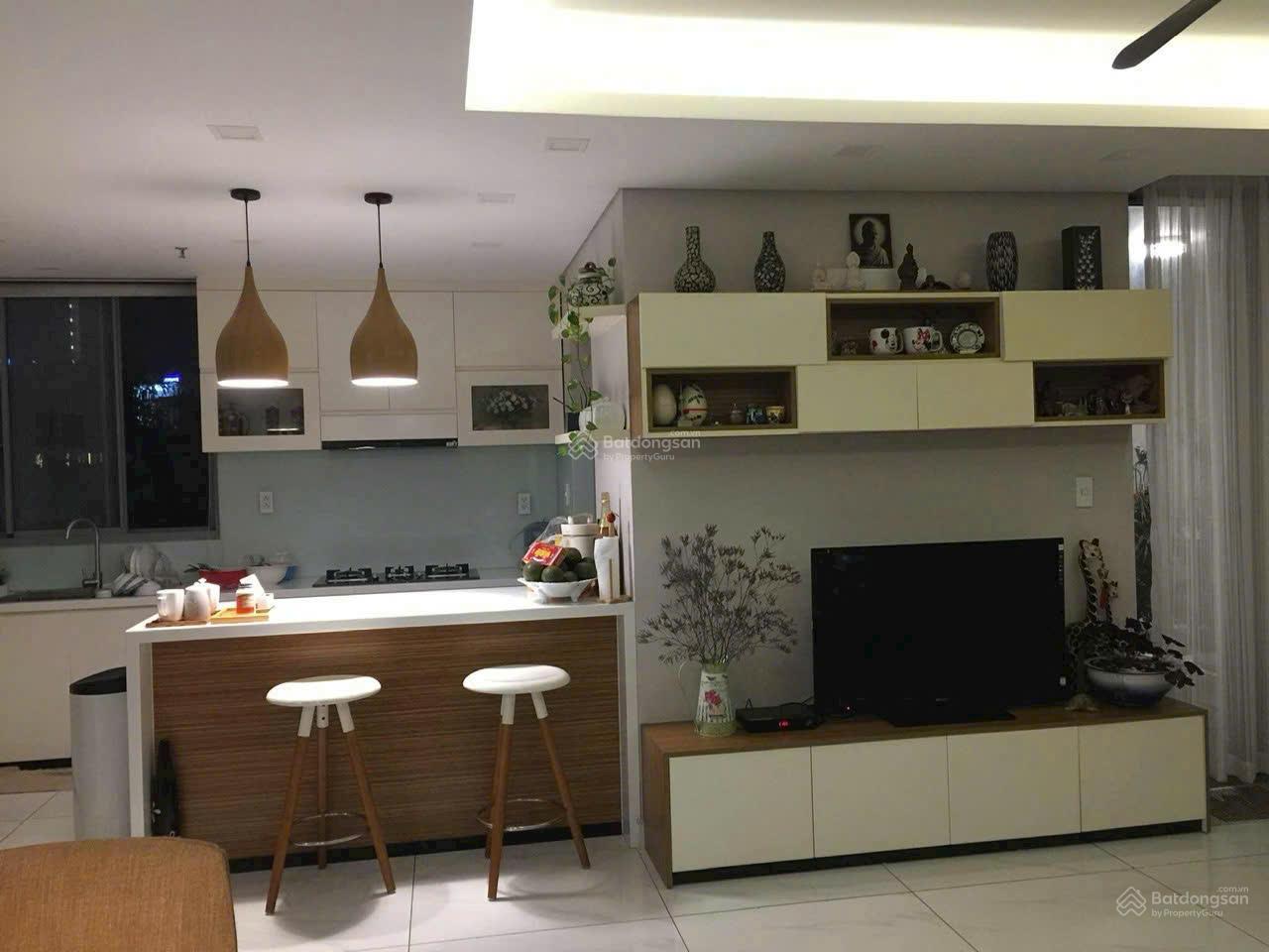 Gấp. Chủ thiện chí gửi bán gấp căn hộ 3PN - 120m2 CC Green Valley nhà đẹp, giá giảm còn 10,5 tỷ