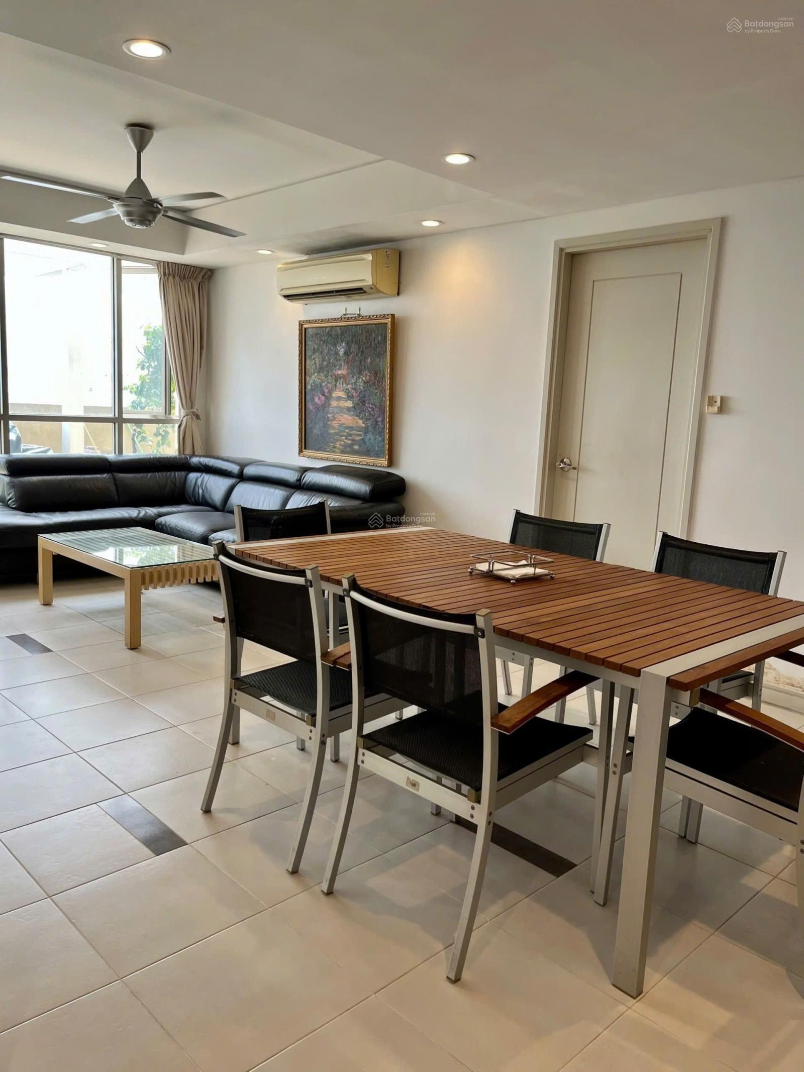 Penthouse Botanic Tower 199m2, 4PN, 3WC full nội thất 13 tỷ 750 triệu. LH 0797 799 *** ạ