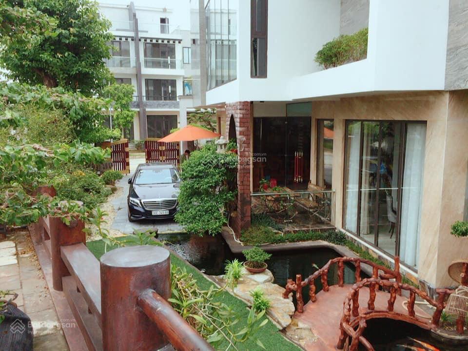 Chính chủ cần bán trước tết căn biệt thự đơn lập 300m sổ đỏ dự án Phú Cát City Hoà Lạc