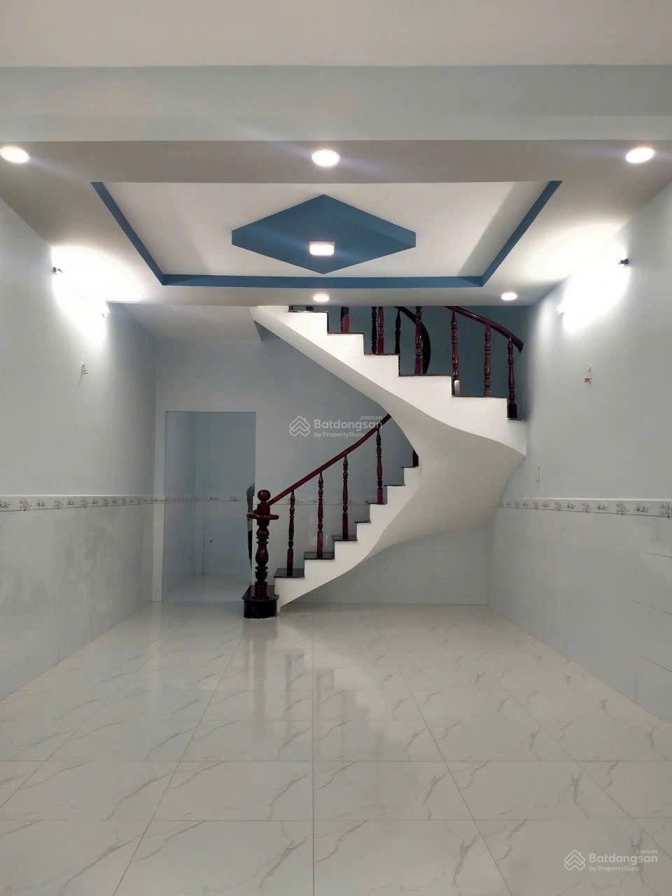 Bán nhà 2/ Vĩnh lộc 1 lầu 40m2 ngay ngã 5 Vĩnh lộc, 1,68 tỷ 2PN SHCC