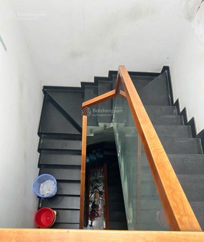 3 tầng 68m2 có 6 tỷ x Bùi Quang Là, Phường 12, Gò Vấp, TP. Hồ Chí Minh