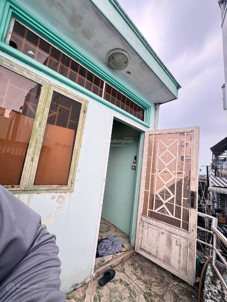 Nhà nhỏ 3 tầng DTSD 36m2 đúc BTCT, gần Cầu Chữ Y - Lưu Hữu Phước, SHR - nhỉnh 1 tỷ