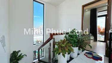 Căn góc cạnh Phú Mỹ Hưng Quận 7 - ngang 5m - 3 tầng đúc - 1 đời chủ xây tâm huyết từ móng