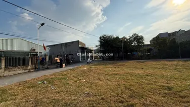 Cần tiền bán rẻ lô đất 10 x20 có thổ cư đường ô tô vào tận nơi. ngay KCN Thạnh phú -changshinh