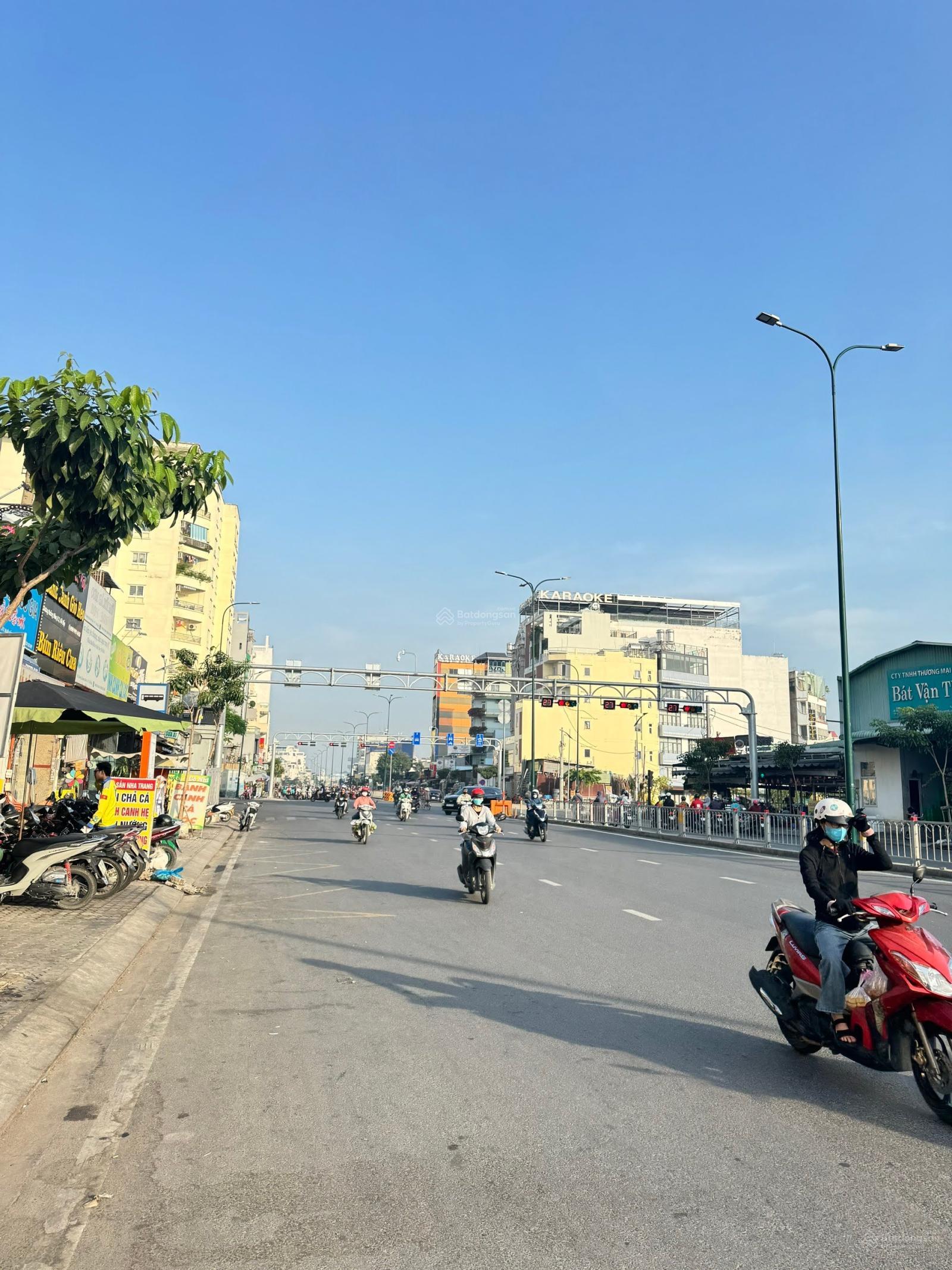 MẶT TIỀN DƯƠNG QUẢNG HÀM Q. GÒ VẤP DT 87,2M TRỆT 2 LẦU SÂN THƯỢNG GIÁ TỐT NHẤT KHU VỰC