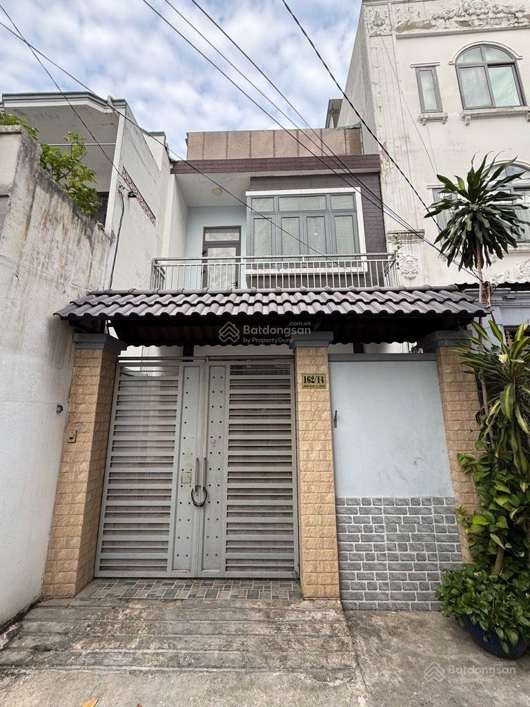 Bán nhà 2 tầng đường 30 phường 6 Gò Vấp TP HCM DT 91m2 (5*18m) giá 12 tỷ đường 8m trước nhà