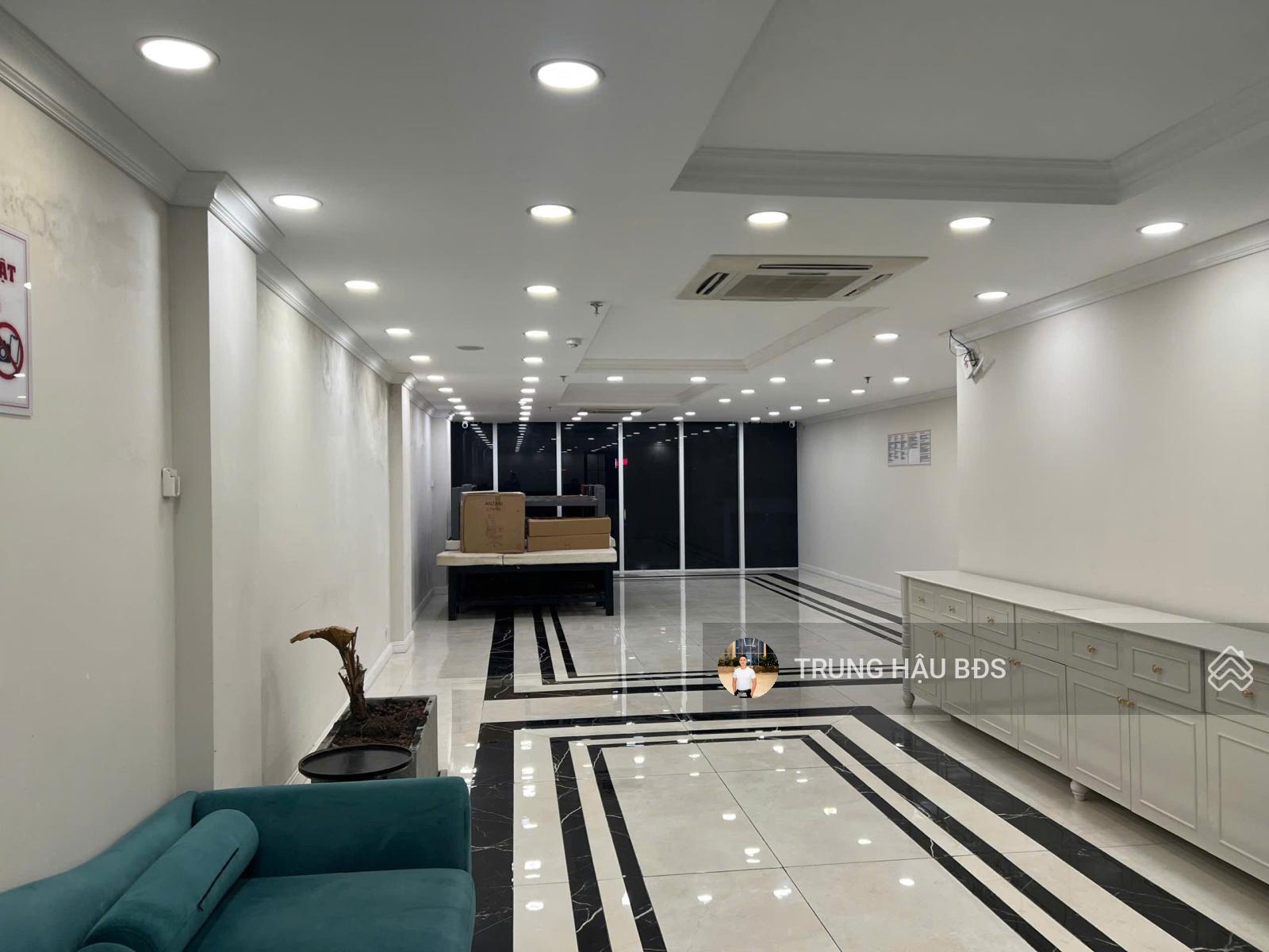 Bán Toà Nhà MT Đường 3/2 Quận 10 - DT 9 x 25m - Hầm - 7 Tầng - HĐT 350 Triệu - Giá 90 Tỷ Bán Toà Nhà MT Đường 3/2 Quận 10 - DT 9 x 25m - Hầm - 7 Tầng - HĐT 350 Triệu - Giá 90 Tỷ